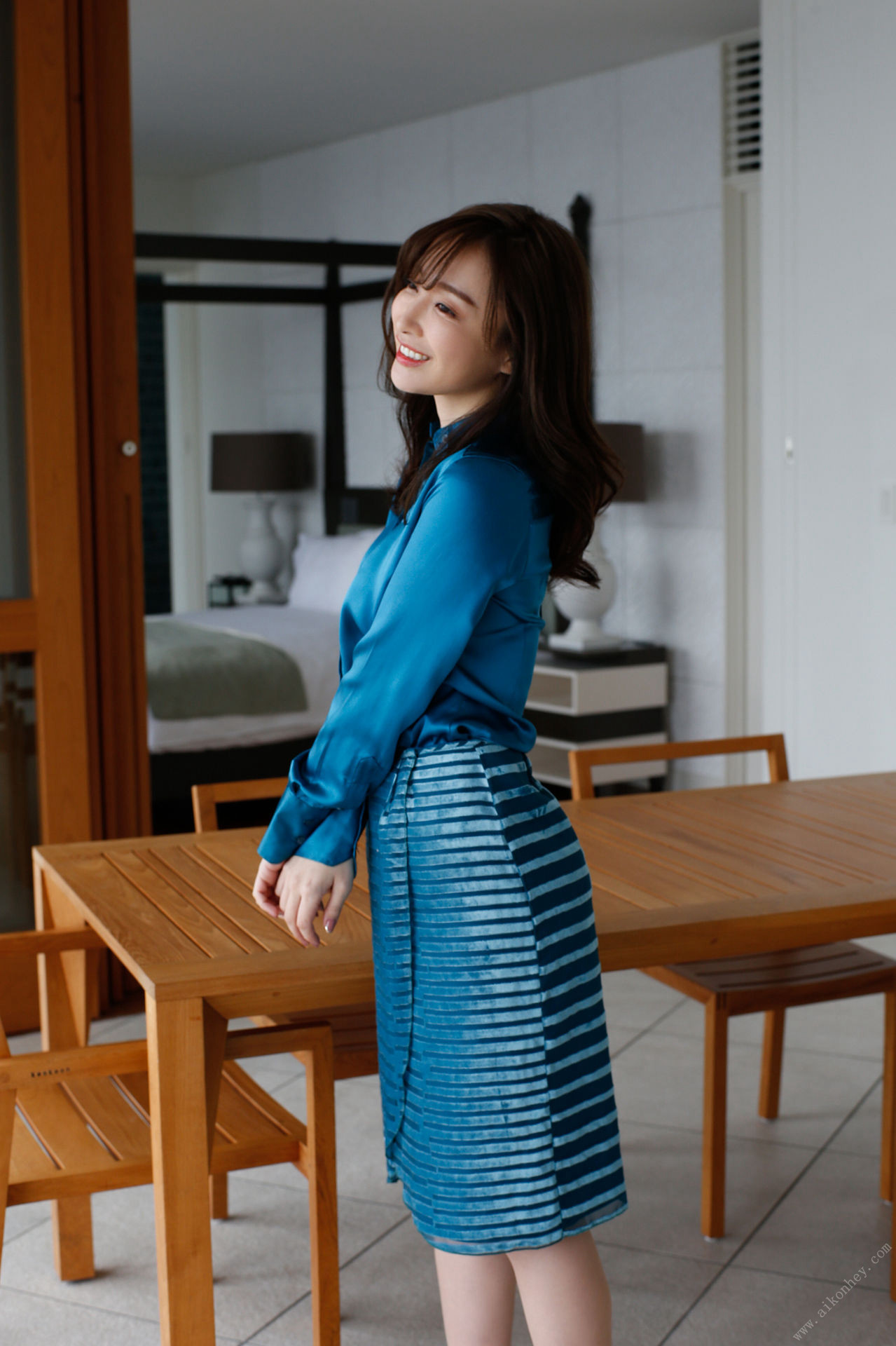 Ayano Takeuchi ç«¹åæ¸, FRIDAYãã¸ã¿ã«åçé ãå¦è¶ããã Vol.03ã Set.01 No.05e335