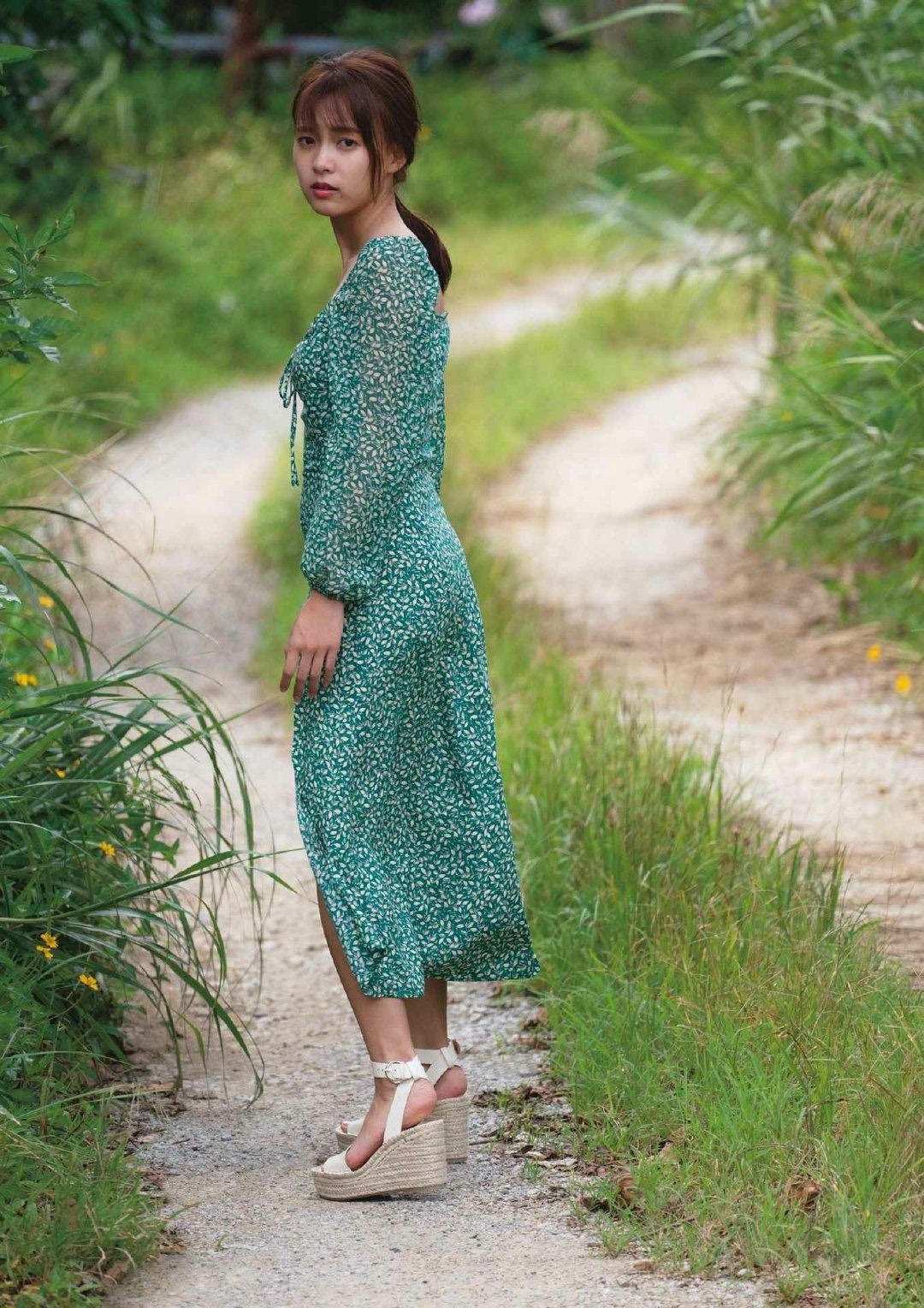 Yume Shinjo 新条由芽, 周プレ Photo Book ゆめいろ Set.01