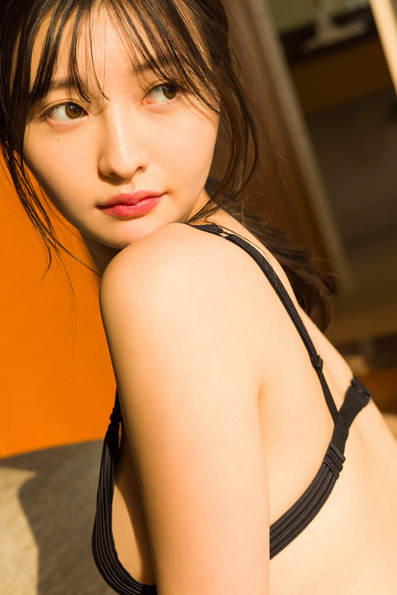 Moka Hashimoto 桥本萌花, FLASHデジタル写真集 「24H 」 Set.01 No.007cc2